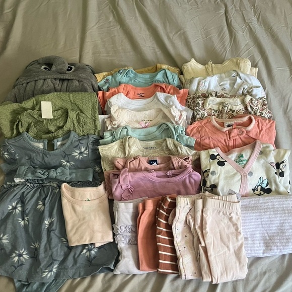 Assorted Baby Clothing Bundle - Picture 1 of 2